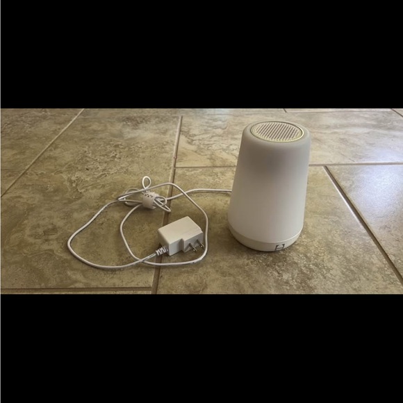 Hatch Other - Hatch sleep trainer with light control, sound control, and charger